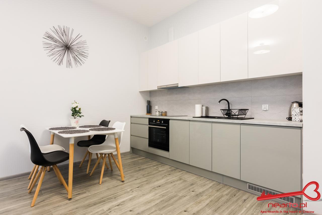Apartment Old Town Topolowa Краков Экстерьер фото